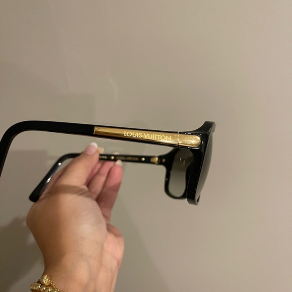 Louis Vuitton Evidence Sunglasses. Black and gold. Case included with purchase. - Picture 4 of 7
